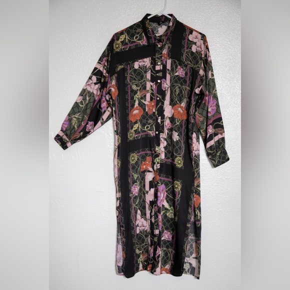 River Island Dresses & Skirts - River Island Black Floral Silky Morning Glory Long Sleeve Dress 10